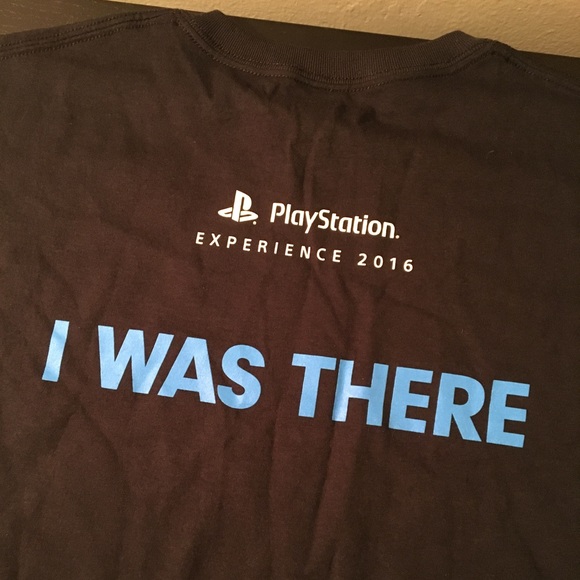 2016 PSX PlayStation Experience exclusive tee - Picture 4 of 4